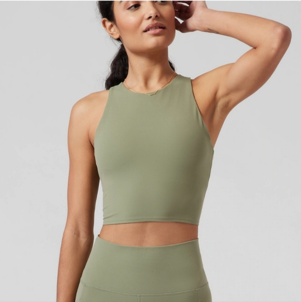 NWT Athleta Conscious Crop A-C
